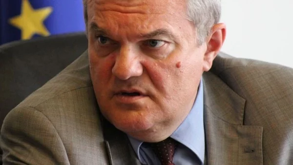Румен Петков: Избори през октомври, главният прокурор е политически престъпник 
