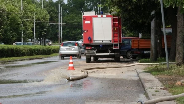 В Добрич граждани тръгнаха на съд заради помощите за наводненията