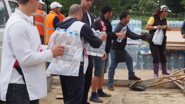 Доброволците от Варна: Онази нощ беше същински воден ад