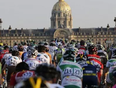 Дисквалифицират отбор на Тур дьо Франс при два случая на коронавирус 