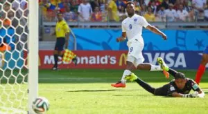 {{ otherArticle[0].article.title }}