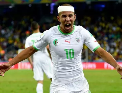 Футболист с превързана глава стана Играч на мача Алжир - Русия