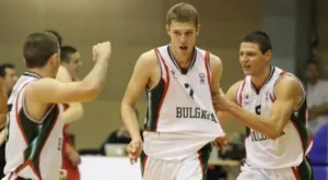 Националите по баскет изстрадаха успеха в Рейкявик (ВИДЕО)