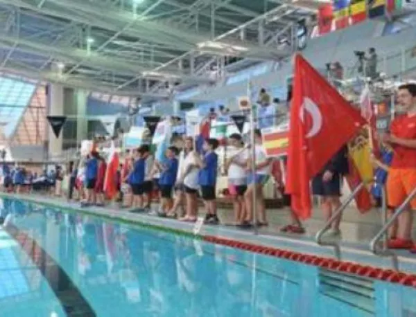 15-годишен плувец спечели бронз на турнир в Израел