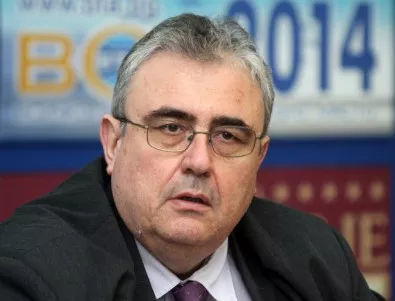 Ударът срещу банковата система е неуспешен, смята политологът Огнян Минчев