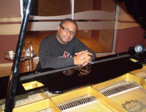 Пианистът Хавиер Масо Карамело: Пако де Лусия беше гений и голям мъж