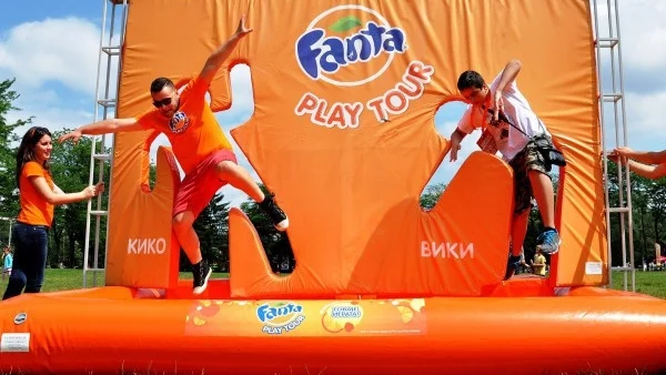 Ангел и Моисей сразени от Силвия Петкова на Fanta Play Tour в Южния парк