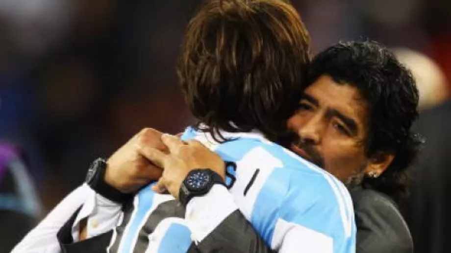 Аржентинска легенда посочи защо Лионел Меси никога няма да задмине Марадона дори да спечели Мондиал 2022