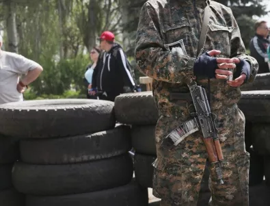 Продължават боевете в Донецк 