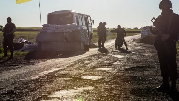 Украйна обвини Русия в свалянето на военен самолет, петима от екипажа са в плен