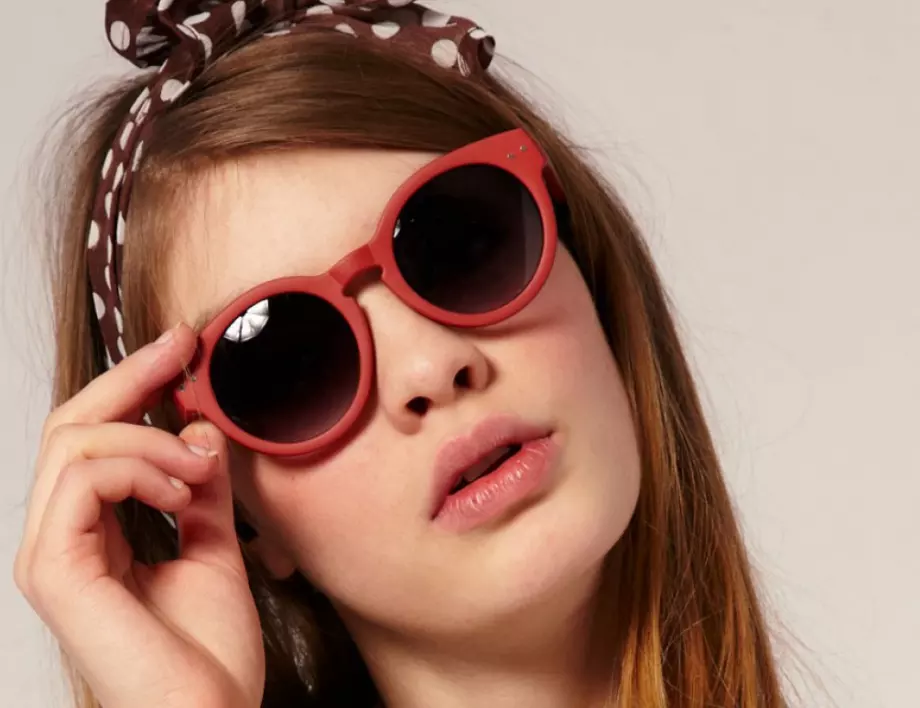 Лесен начин да премахнете драскотините от любимите си слънчеви очила