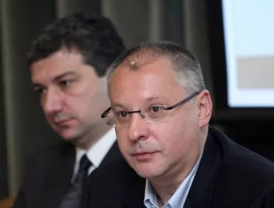 Станишев все пак иска да остане фактор в БСП, Стойнев е новият зам-председател