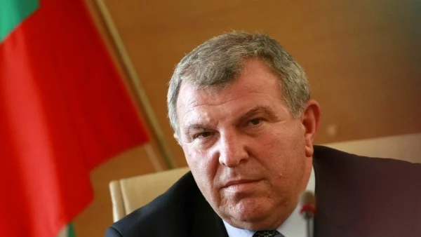 Греков и шефът на ДФЗ привикани на среща при премиера 