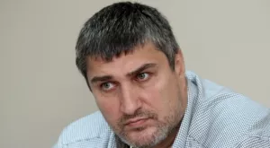 Любо Ганев: Няма да уволняваме Константинов, момчетата имат респект от него