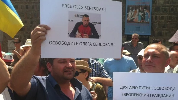 Протест и контрапротест заради Лавров