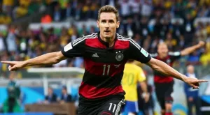 Мирослав Клозе обяви кога ще сложи край на своята кариера