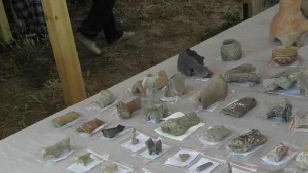 Археолози откриха уникални находки в раннохристиянска църква над Драгойново