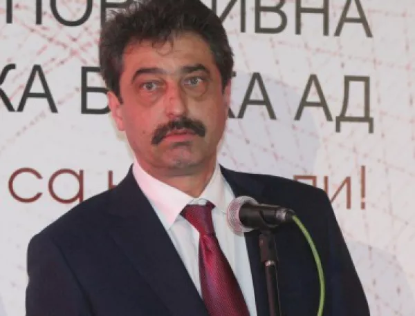 Заповедта за арест на Цветан Василев остава 