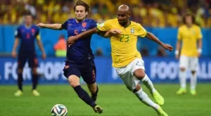 Дунга все пак извика Майкон за мачовете през октомври