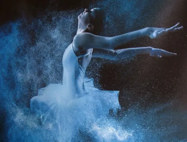 Замразяват ДКС във Велико Търново заради балет на лед