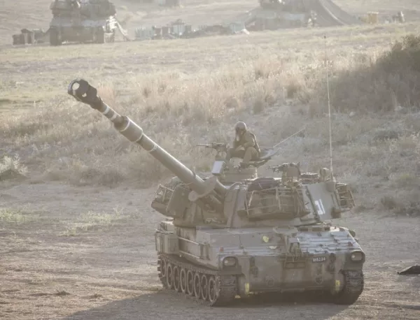 Израелски танкове навлязоха в Ивицата Газа