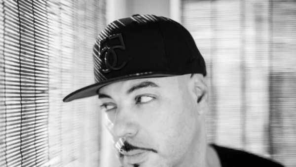 Виж кой спечели двойна покана за партито на ROGER SANCHEZ