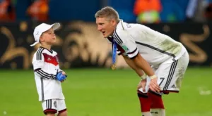 Швайнщайгер ще играе за Германия до Евро 2016