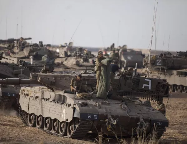 Двама палестинци загинаха при израелски удари в Ивицата Газа