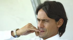 Милан ще купи ляв бек през зимата