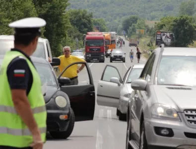 Строителните работници блокираха пътя София – Варна безсрочно