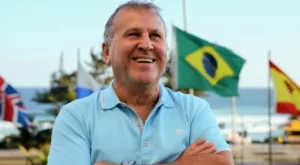 Индийската лига привлече и бразилска легенда