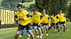 Борусия Дортмунд прави всичко, за да задържи един от асовете си