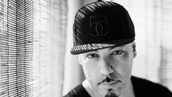 Спечели двойна покана за парти с участието на Roger Sanchez