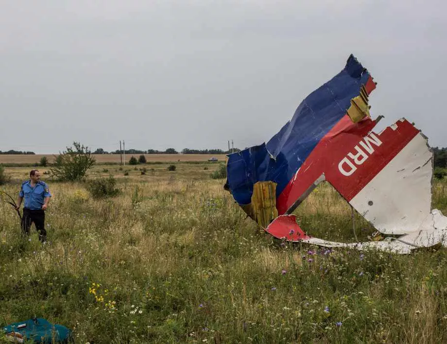 Самолетната катастрофа над Украйна - все по-близо Кремъл