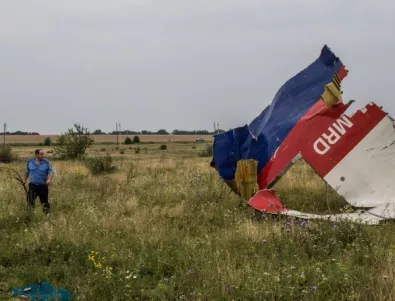 Киев показа разговори за свалянето на самолета от опълченците