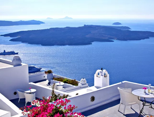 Гърция отчита спад на приходите от туризъм