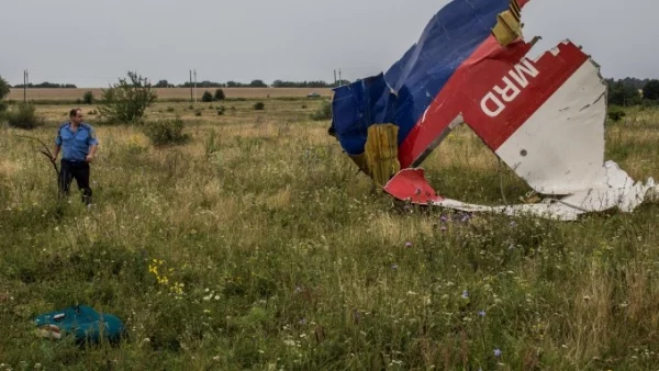 Малайзийският самолет е свален от украински военни и САЩ знаят това, твърди журналист 