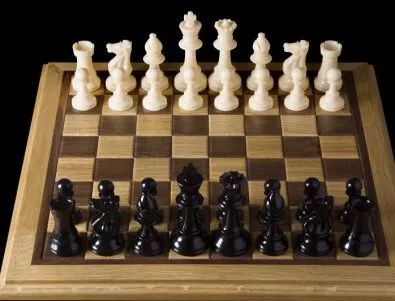 Четири маси за шах са монтирани в общински паркове и градини в Хасково