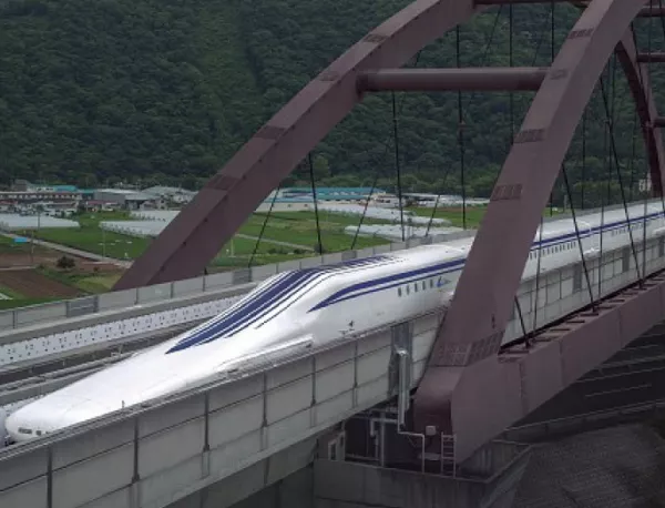 Япония ще строи линия за свръхскоростни влакове на въздушна възглавница
