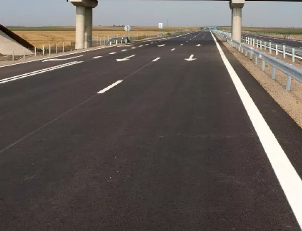 Захариева обеща да е безкомпромисна с качеството на магистралите