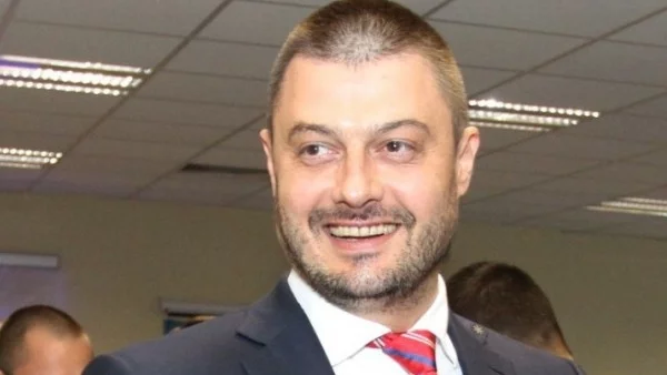 На Бареков не му е приятно да говори за обещанието си да разкрие банковата си тайна