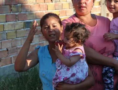 Всяко трето ромско момиче ражда преди пълнолетие