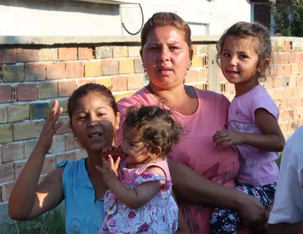 Прогноза: До 2030 г. ромите ще са 22% от населението у нас