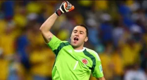 Арсенал договори колумбийски национал