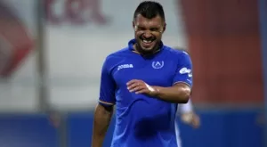 Фланелката на Божинов свърши за ден