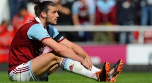 Анди Керъл се контузи тежко