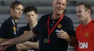 Уейн Рууни похвали Луис ван Гаал за работата му в Манчестър Юнайтед