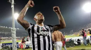 Промяна в плана - Реал взима Видал