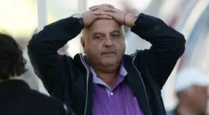 А казват, че от Тити Папазов по-голям плачко нямало... 