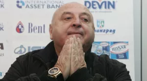 Венци Стефанов в типичен стил оплю психоложките в националния отбор 